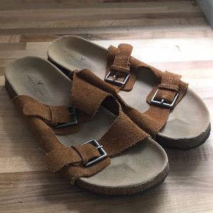 American Eagle sandals (Birkenstock style)
